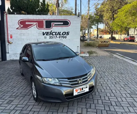 CITY Sedan LX 1.5 Flex 16V 4p Mec.