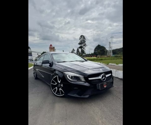 Mercedes-Benz CLA-200 First Edition 1.6 TB 16V  Aut.