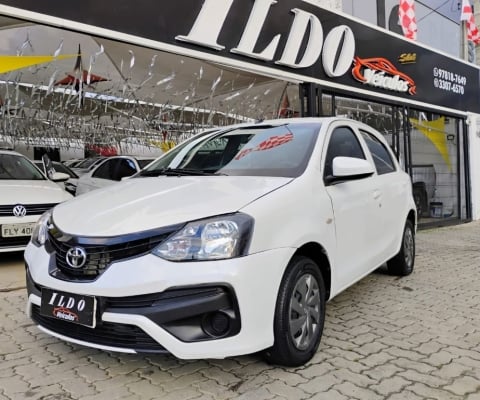 Toyota Etios X 1.3