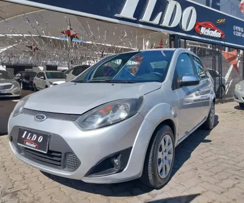 Ford Fiesta Sedan 1.0