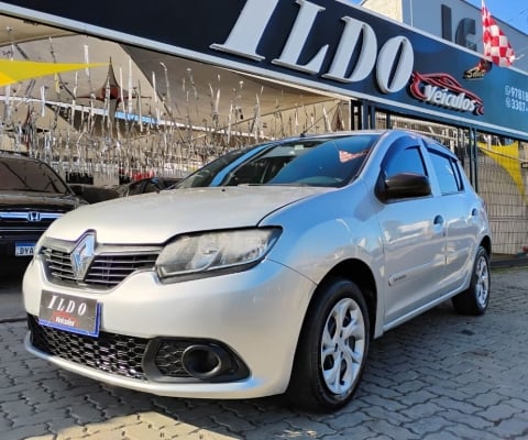 Renault Sandero Authentique 1.0 Hi-flex