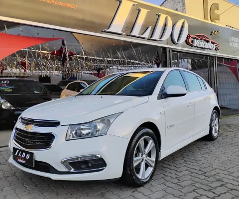 Chevrolet Cruze LT HB Sport 1.8