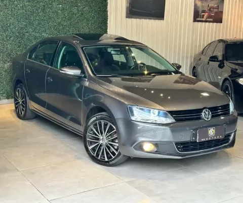 VOLKSWAGEN JETTA 2.0T 2014
