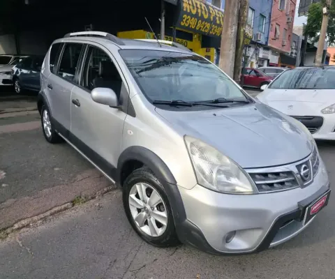 Nissan livina sl x-gear 1.8 16v 2013