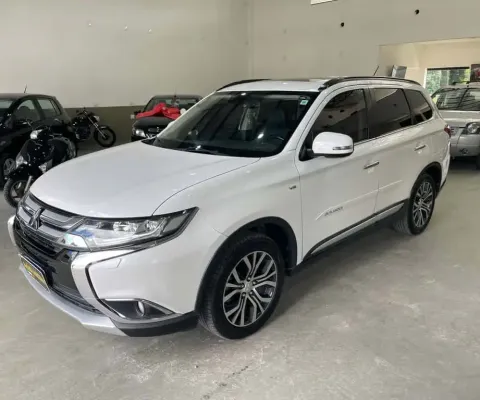 Mitsubishi Outlander 3.0 Gt 4X4 V6 24V Gasolina 4P Automático
