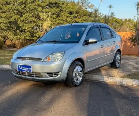 Fiesta Sedan COMPLETO
