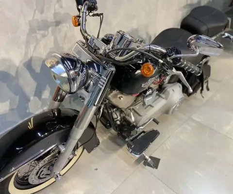 HARLEY DAVIDSON Softail Heritage Custom 1600