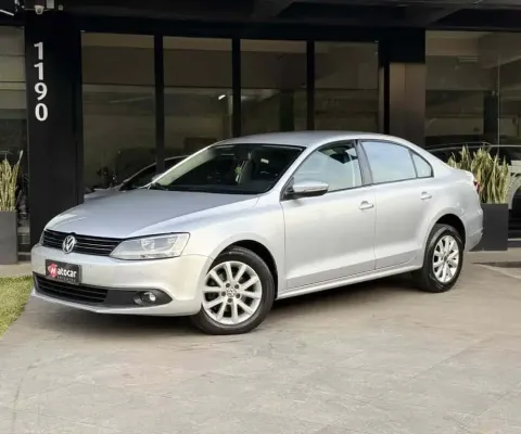 Volkswagen Jetta 2013 2.0 comfortline 120cv flex 4p tiptronic