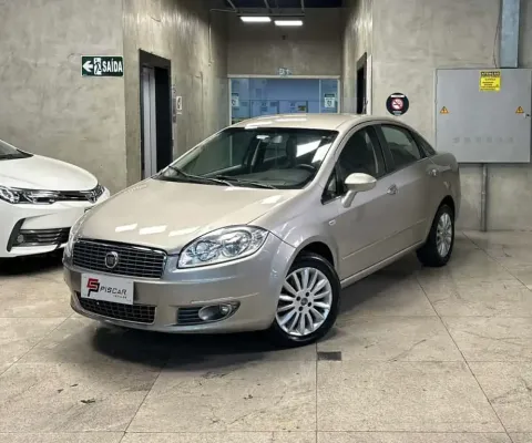 Fiat Linea 2013 1.8 essence 16v flex 4p automatizado