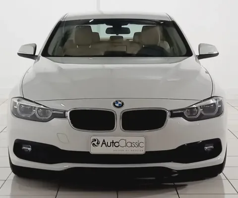 BMW 320i SPORT PLUS