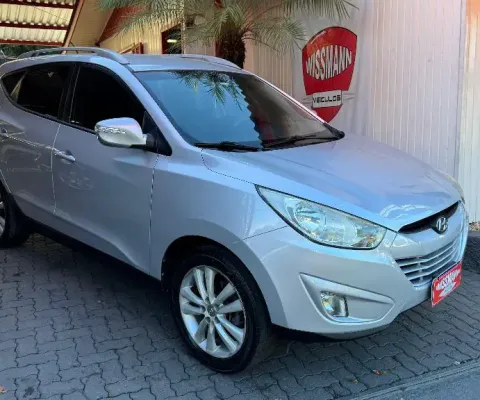 HYUNDAI/IX35 2.0