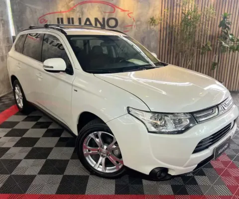 Mitsubishi OUTLANDER 3.0/ GT 3.0 V6 Aut. 2015 Flex