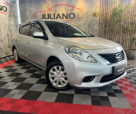 Nissan VERSA SV 1.6 16V Flex Fuel 4p Mec. 2014 Flex