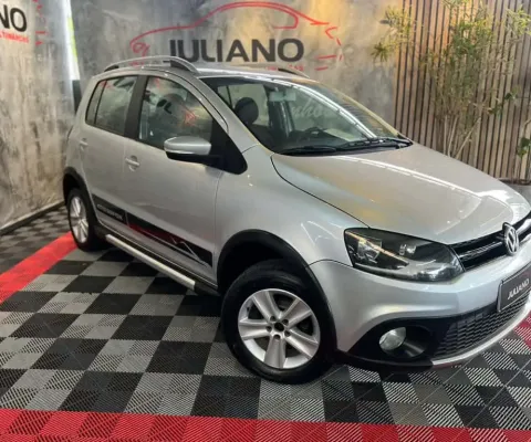 VW - VolksWagen CROSSFOX 1.6 Mi Total Flex 8V 5p 2011 Flex