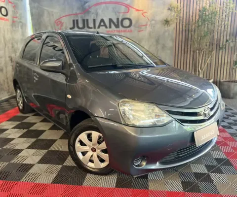 Toyota ETIOS X 1.3 Flex 16V 5p Mec. 2013 Flex