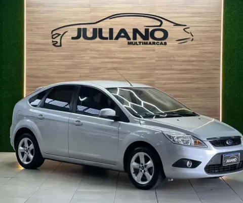 Ford Focus 1.6 S/SE/SE Plus Flex 8V/16V  5p 2013 Flex