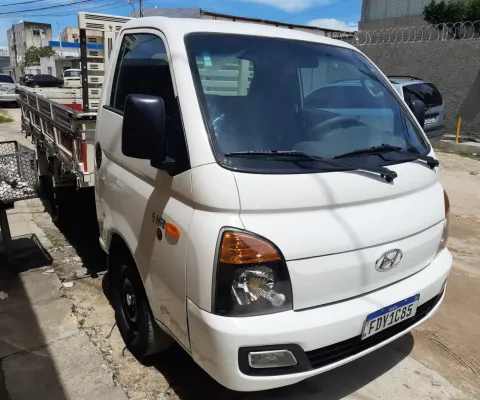 HYUNDAI HR à venda.