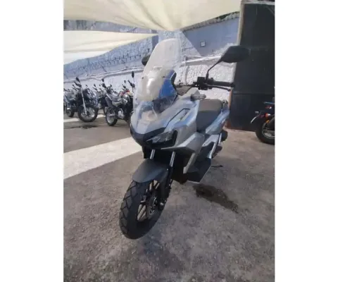 Honda Adv 160 2025