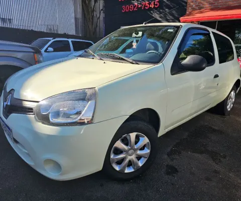 Clio Hatch Authentic