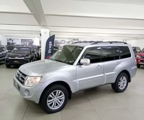 Mitsubishi PAJERO FULL 3.2 HPE 4X4 16V TURBO INTERCOOLER DIESEL 4P AUTOMÁTICO