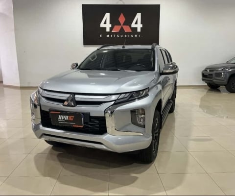 Mitsubishi L200 TRITON 2.4 16V TURBO DIESEL SPORT HPE-S CD 4P 4X4 AUTOMÁTICO