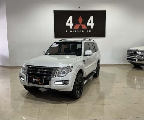 Mitsubishi PAJERO FULL 3.8 HPE 4X4 V6 24V GASOLINA 4P AUTOMÁTICO