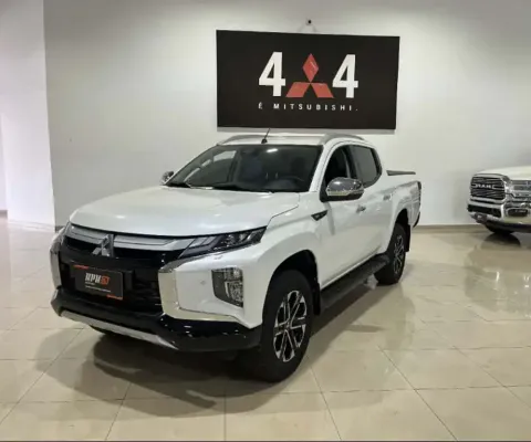 Mitsubishi L200 TRITON 2.4 16V TURBO DIESEL SPORT HPE-S CD 4P 4X4 AUTOMÁTICO