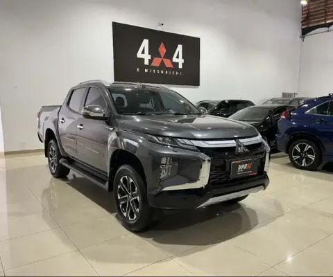 Mitsubishi L200 TRITON 2.4 16V TURBO DIESEL SPORT HPE-S CD 4P 4X4 AUTOMÁTICO