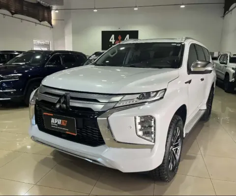 Mitsubishi PAJERO SPORT 2.4 16V MIVEC TURBO DIESEL HPE-S AWD AUTOMÁTICO