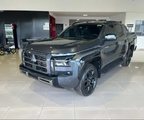 Mitsubishi TRITON 2.4 BITURBO DIESEL CD KATANA 4X4 AUTOMÁTICO