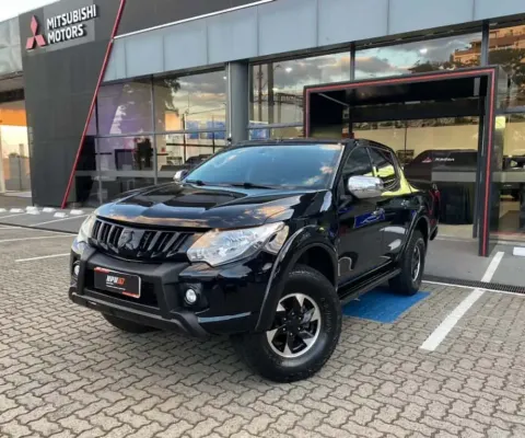 Mitsubishi L200 TRITON 2.4 16V TURBO DIESEL SPORT HPE CD 4P 4X4 AUTOMÁTICO