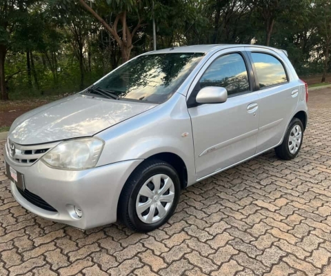 TOYOTA ETIOS 1.3 XS 16V FLEX 4P MANUAL