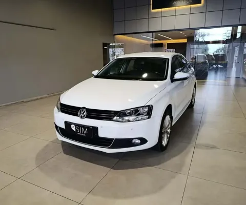 VOLKSWAGEN JETTA 2.0 T 2014
