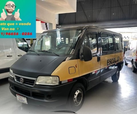 Fiat - Ducato Teto baixo 16 lugares (15+1) Novíssima!!!
