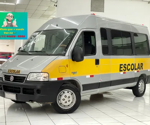 Fiat - Ducato Escolar 20 lugares (19+1) Novíssima!!!