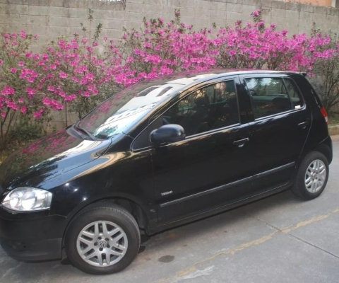 VOLKSWAGEN FOX à venda.