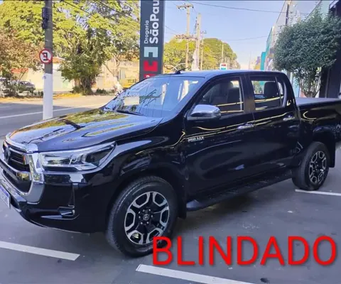 TOYOTA HILUX 2.8 D-4d Turbo CD SRX 4X4 - 2022/2022