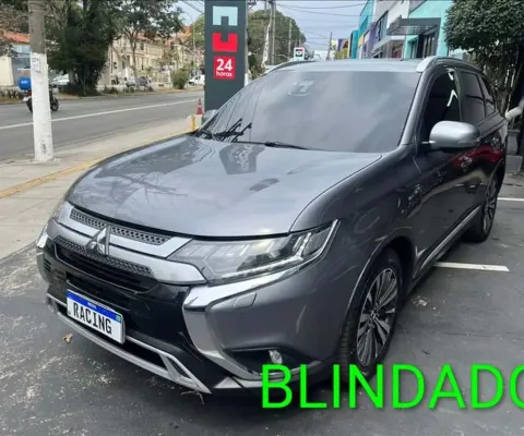 MITSUBISHI OUTLANDER 3.0 Mivec V6 Hpe-s AWD - 2018/2019
