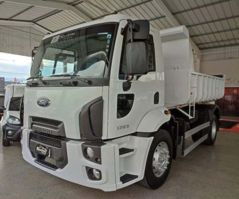 FORD CARGO 1723 2019