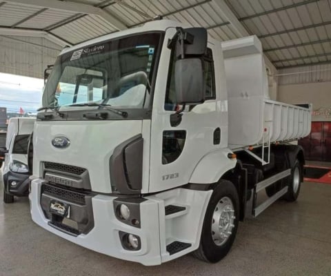 FORD CARGO 1723 2019