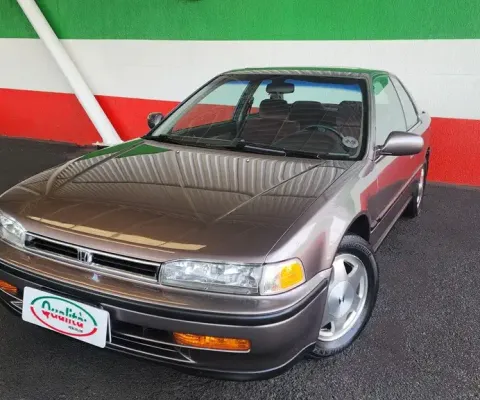 Honda Accord Coupe 2.2, Câmbio Manual Original de 5 Marchas, Top de Linha, Carro de Colecionador Pla