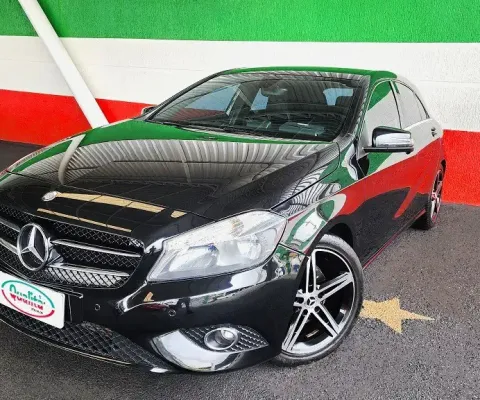 Mercedes A200 Turbo, Câmbio Automático com Controles no Volante ( Paddle Shift ).