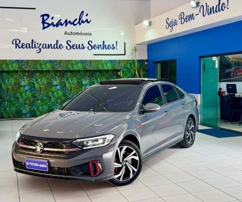 Volkswagen Jetta /VW  GLI - Cinza - 2024/2024