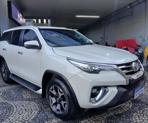Toyota Hilux sw4 2019 2.8 srx diamond 4x4 7 lugares 16v turbo intercooler diesel 4p automático