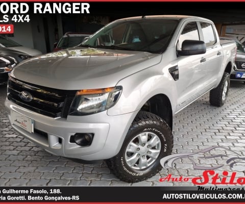 Ranger XLS CD 4x4 câmbio manual.
