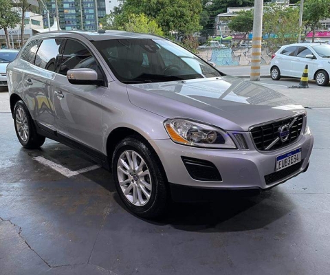 VOLVO XC 60 à venda.