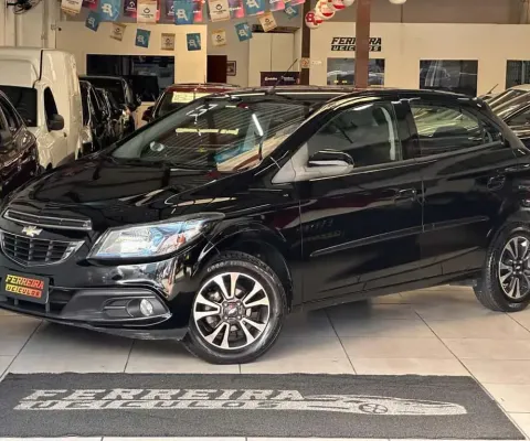 CHEVROLET ONIX 1.4 MPFI LTZ 8V FLEX 4P AUTOMATICO 2013