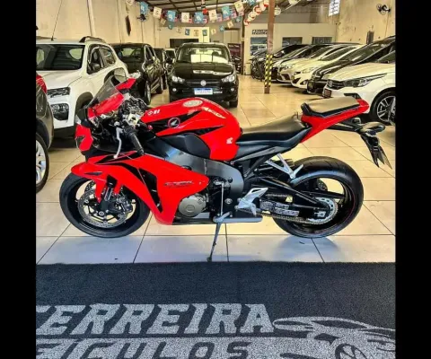 Honda cbr 1000 rr fireblade 2008