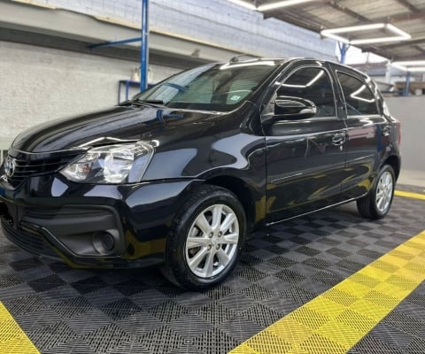 Toyota Etios X Plus 1.5 Automático 2020