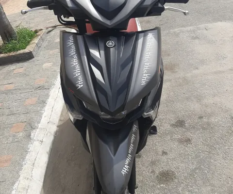YAMAHA NEO à venda.